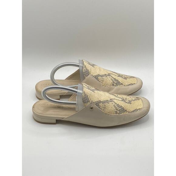 COLE HAAN Women’s Beige Leather Snake-Skin Embossed Slip-On Mule Shoes SZ 6.5 - Picture 2 of 9